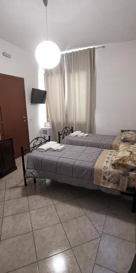 Hotel-Locanda Zanzarina D'Oro Nel Parco Oglio Sud Calvatone Quarto foto