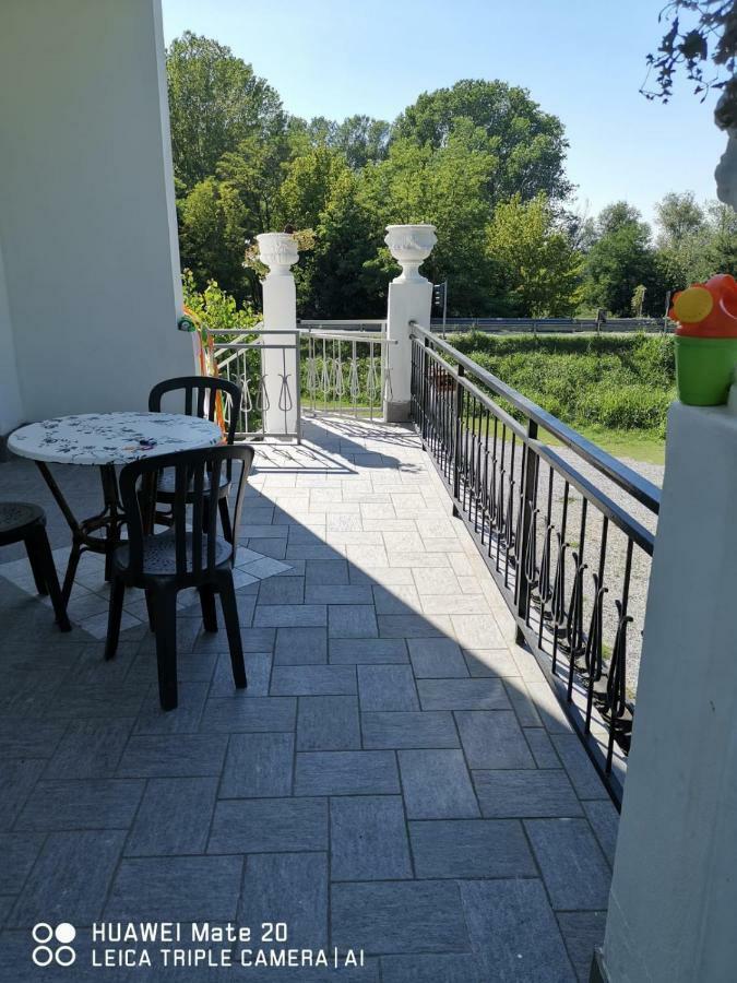 Hotel-Locanda Zanzarina D'Oro Nel Parco Oglio Sud Calvatone Exterior foto